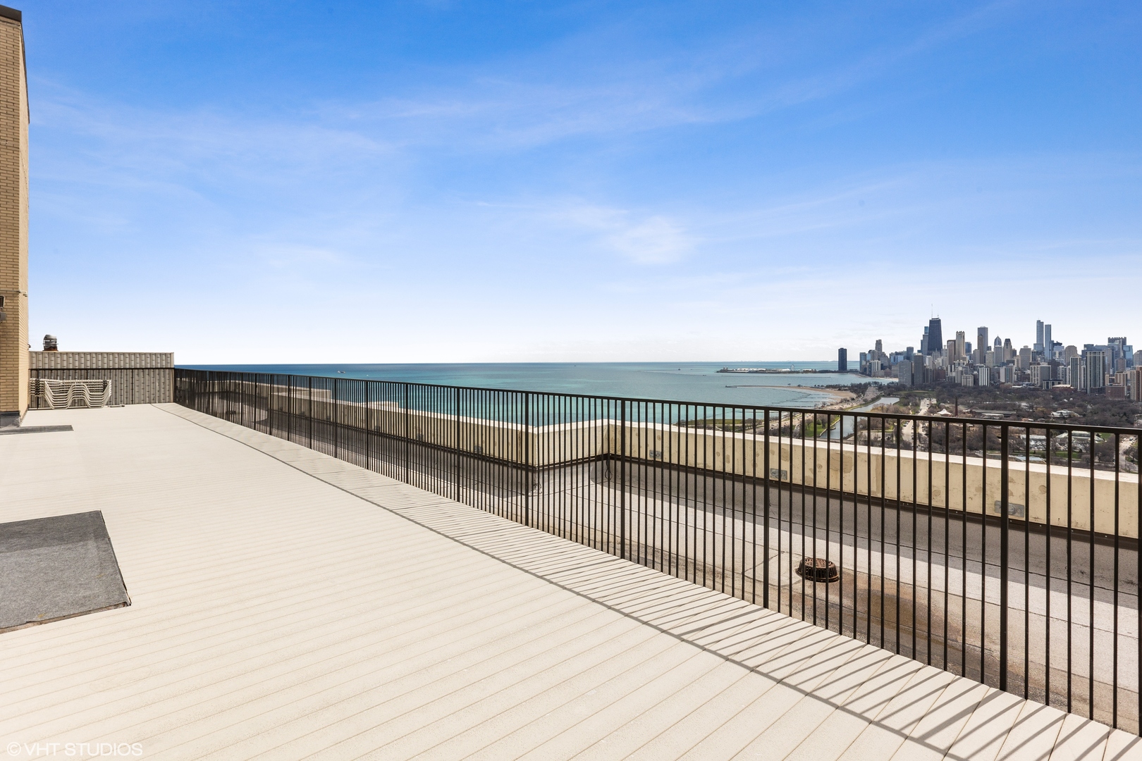 2800 N Lake Shore Drive Unit: 4115