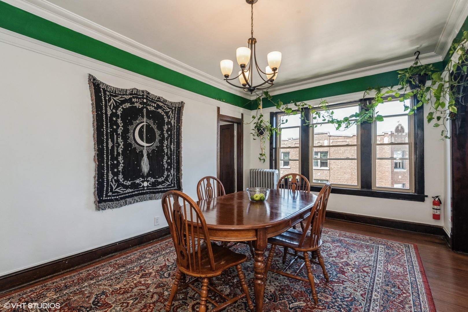 6624 N Clark Street Unit: 3A