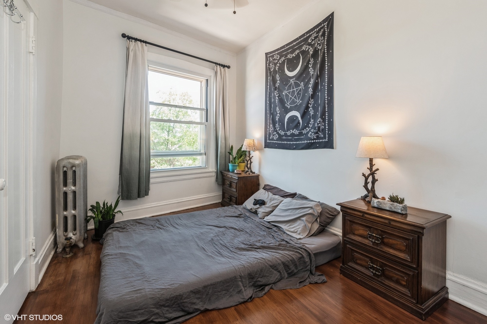 6624 N Clark Street Unit: 3A