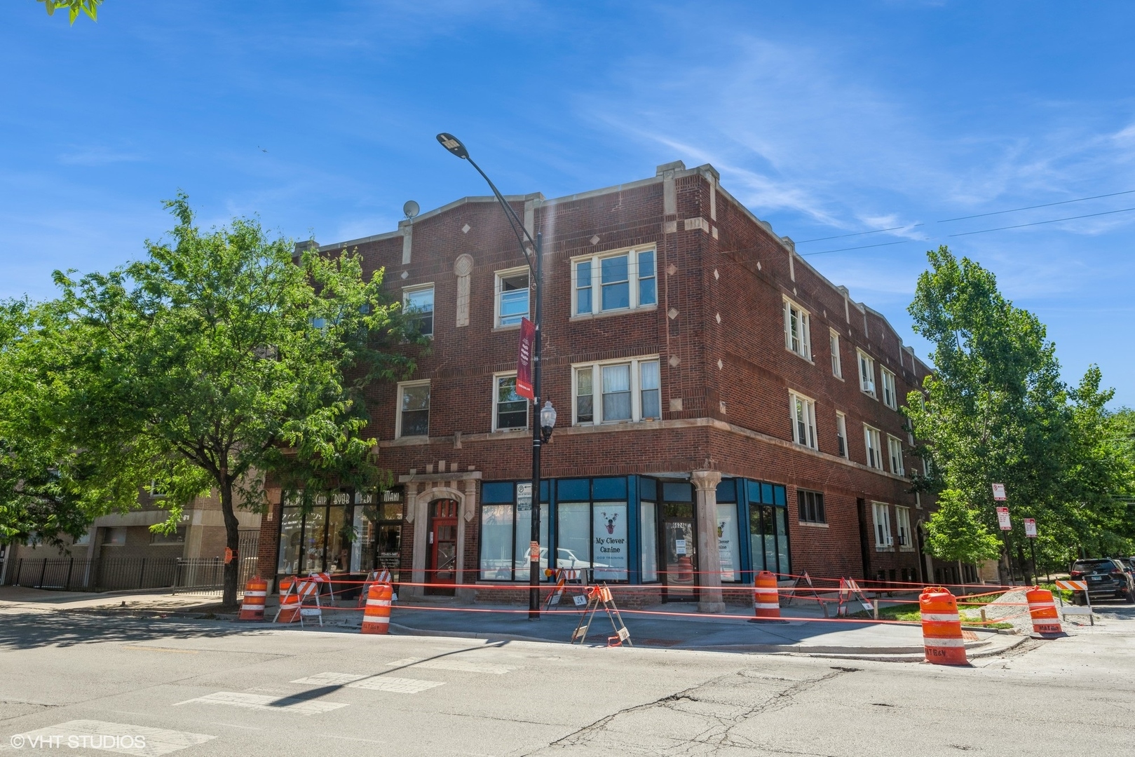 6624 N Clark Street Unit: 3A