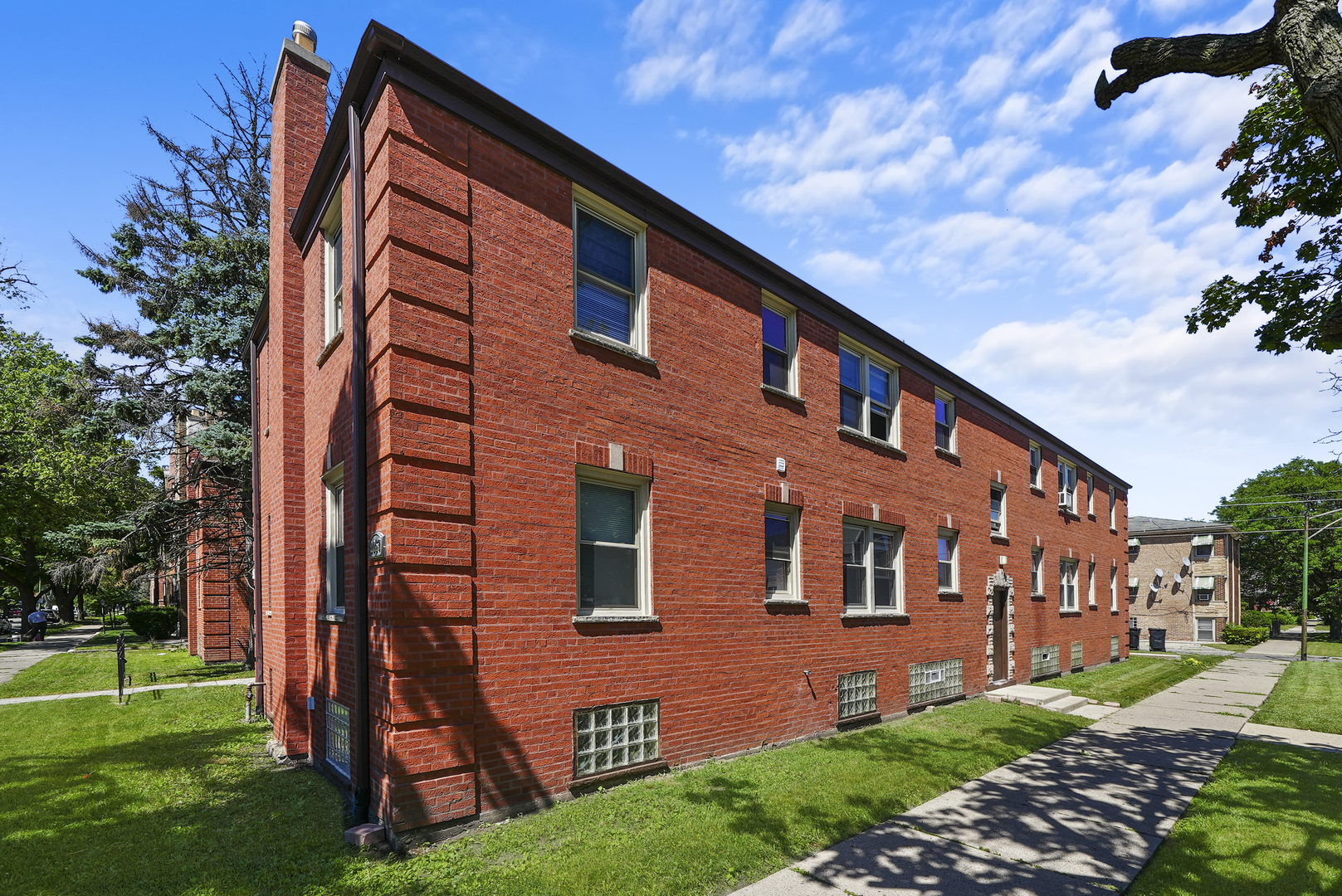 9059 S Laflin Street Unit: 2W