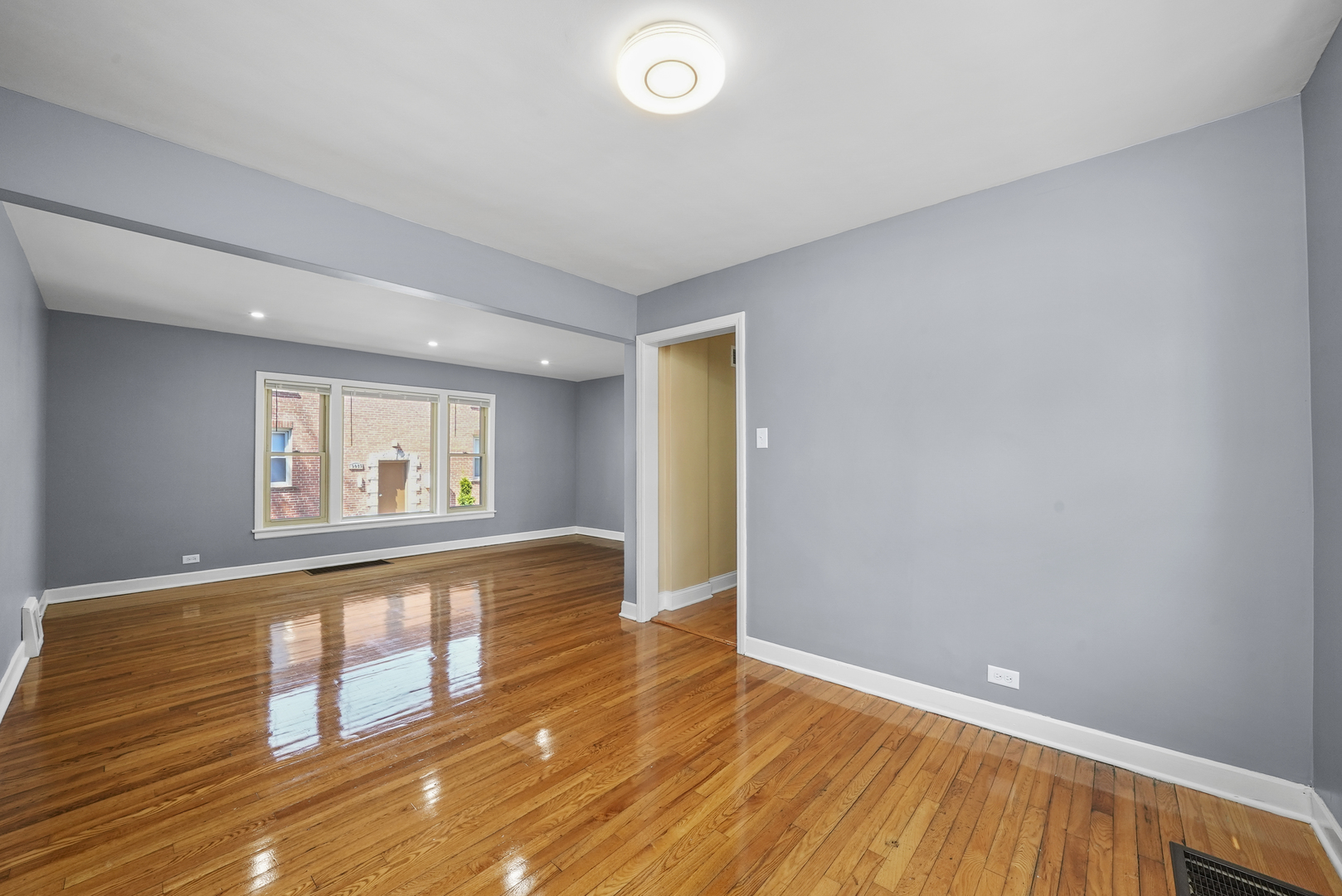 9059 S Laflin Street Unit: 2W