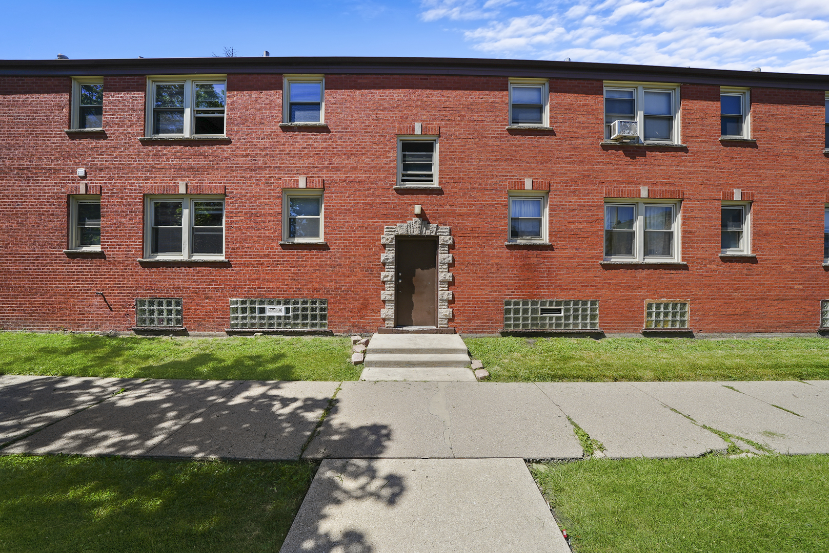 9059 S Laflin Street Unit: 2W