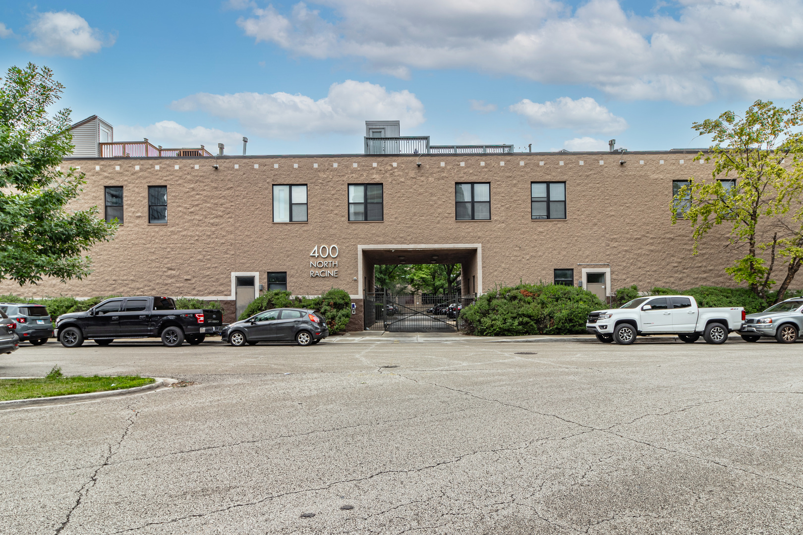 400 N Racine Avenue Unit: 110B