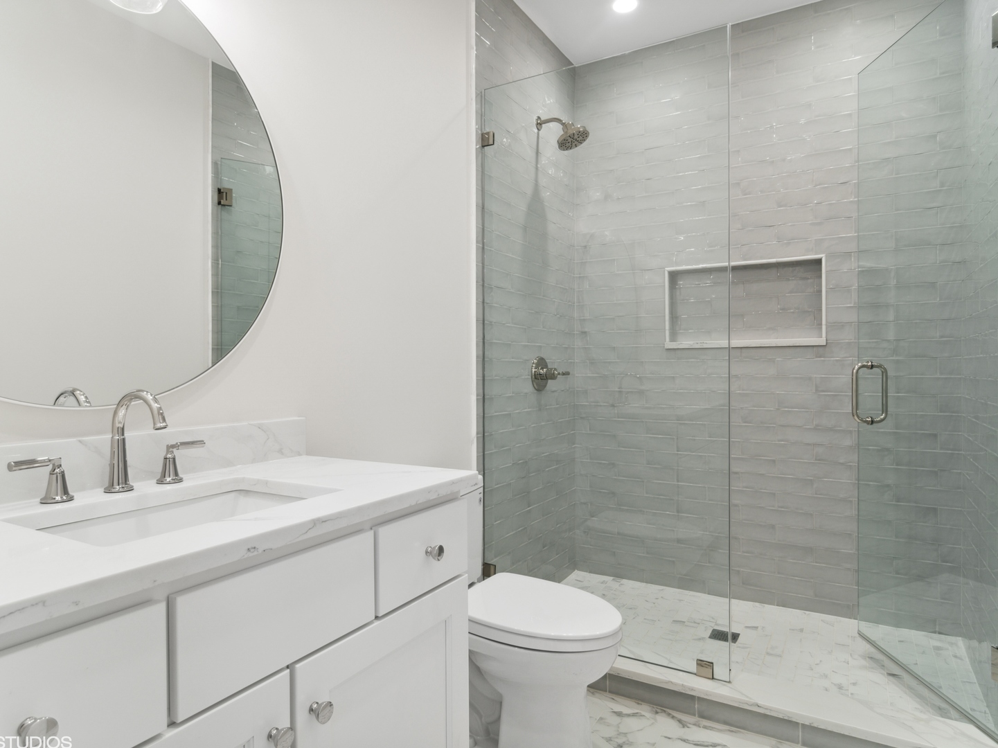 4026 N Campbell Avenue