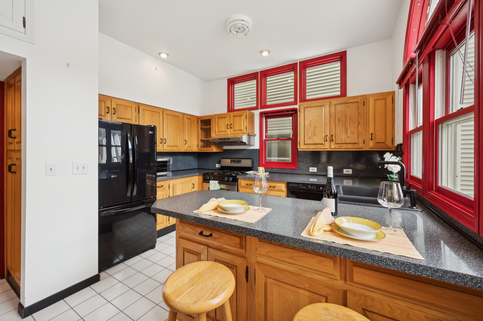 3719 N Bosworth Avenue