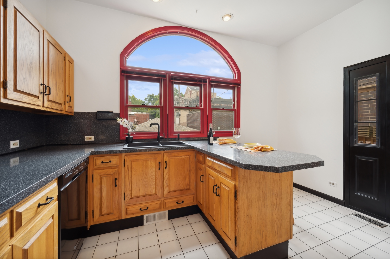 3719 N Bosworth Avenue