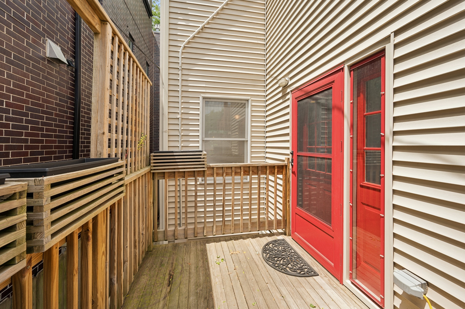 3719 N Bosworth Avenue