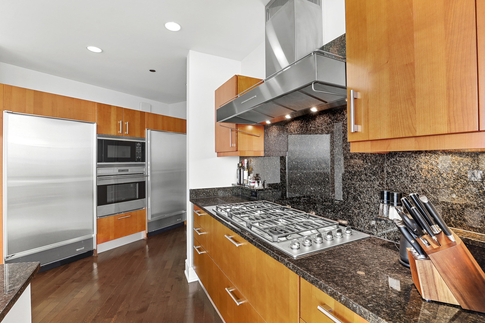 401 N WABASH Avenue Unit: 66A