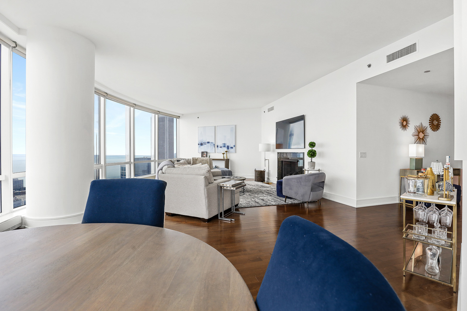 401 N WABASH Avenue Unit: 66A