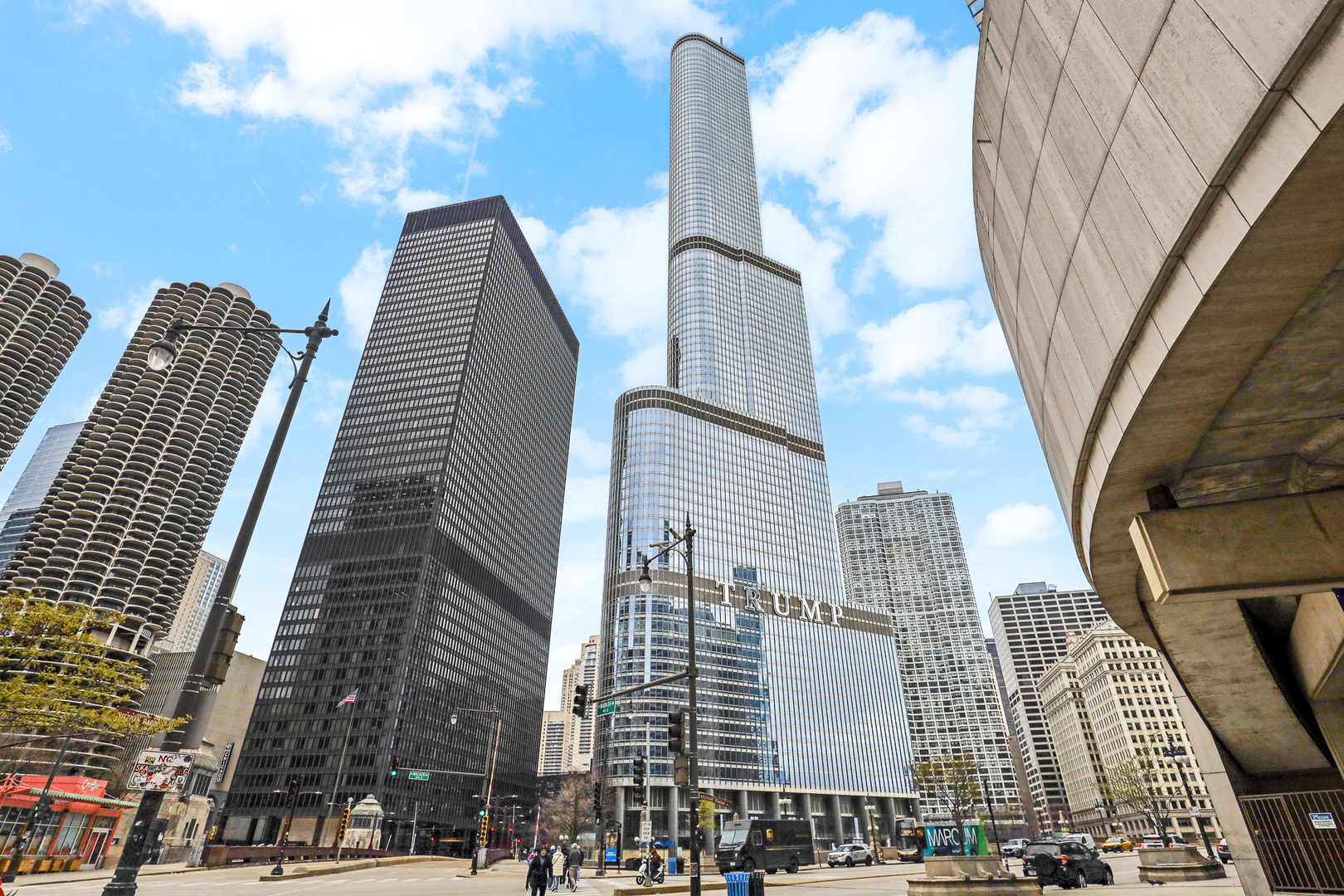 401 N WABASH Avenue Unit: 66A