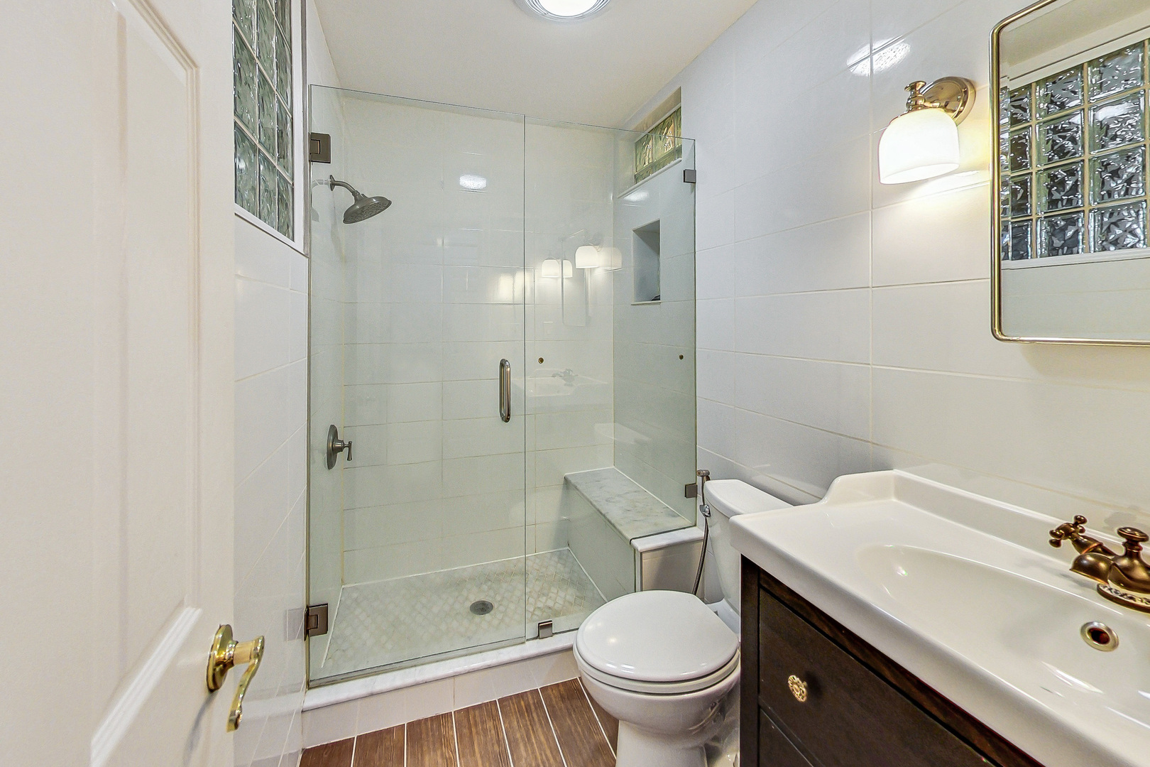 1713 W Beach Avenue Unit: 2N