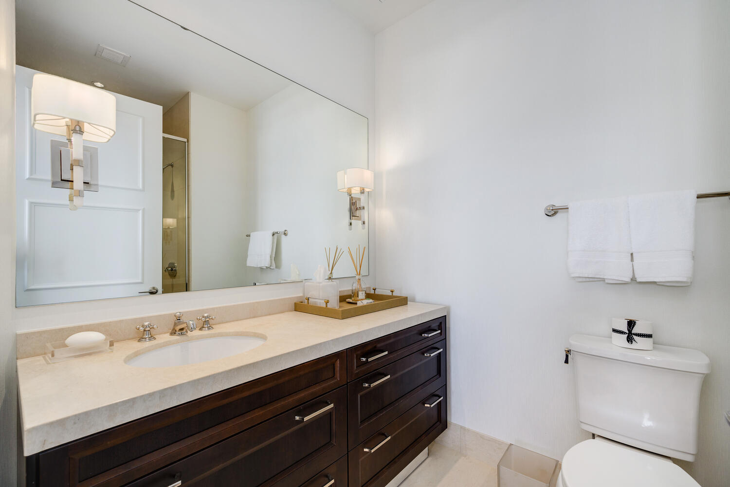 118 E Erie Street Unit: 34F