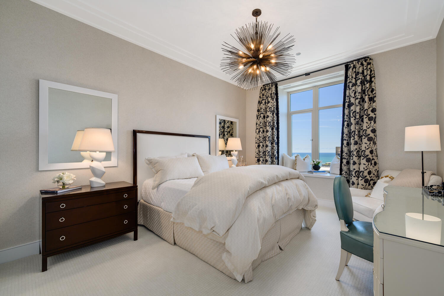 118 E Erie Street Unit: 34F