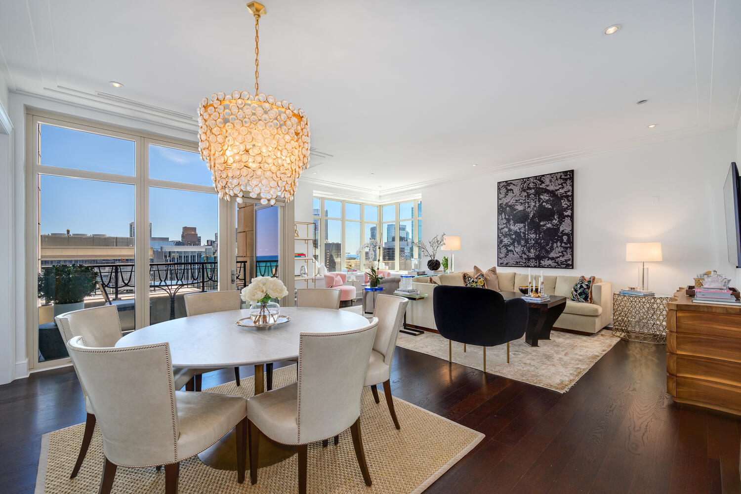 118 E Erie Street Unit: 34F