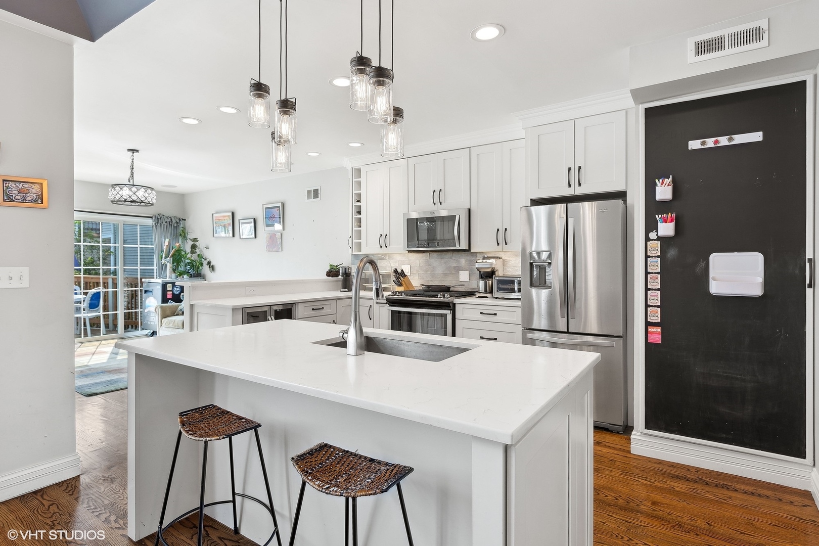 1441 W School Street