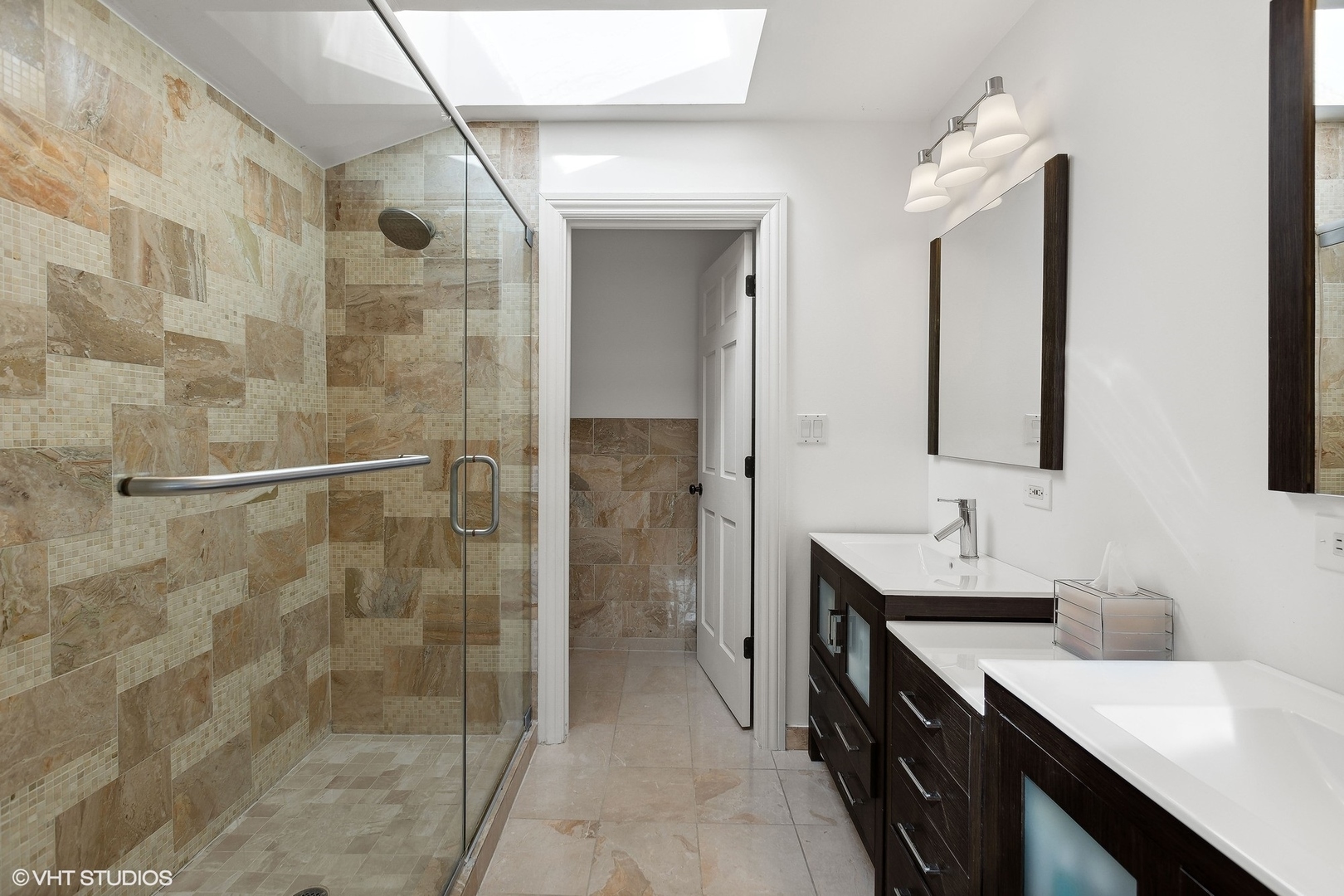 1441 W School Street