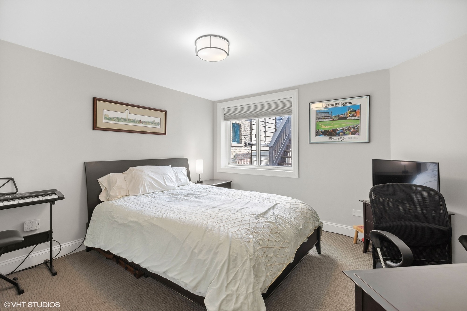 1441 W School Street