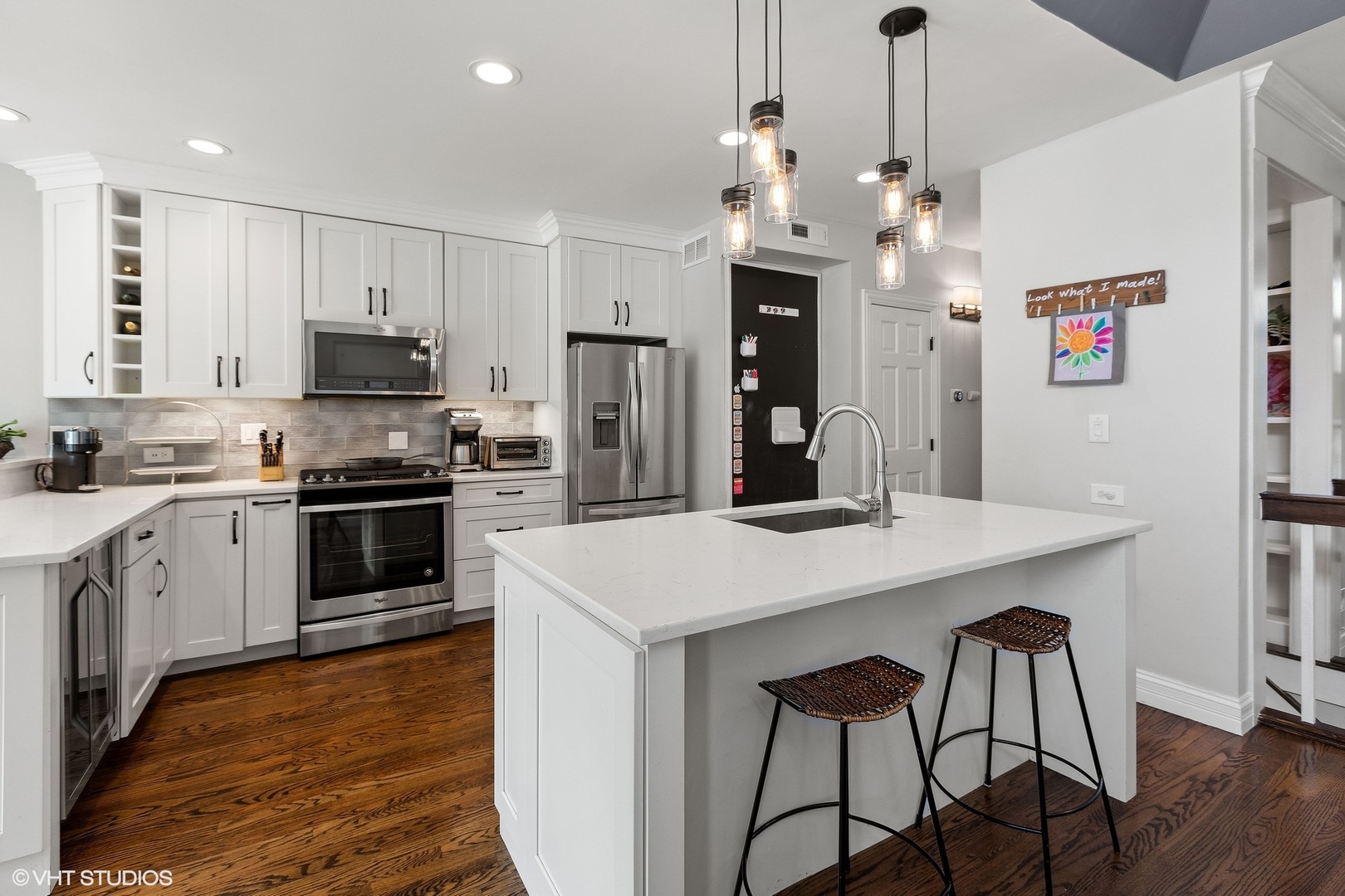 1441 W School Street