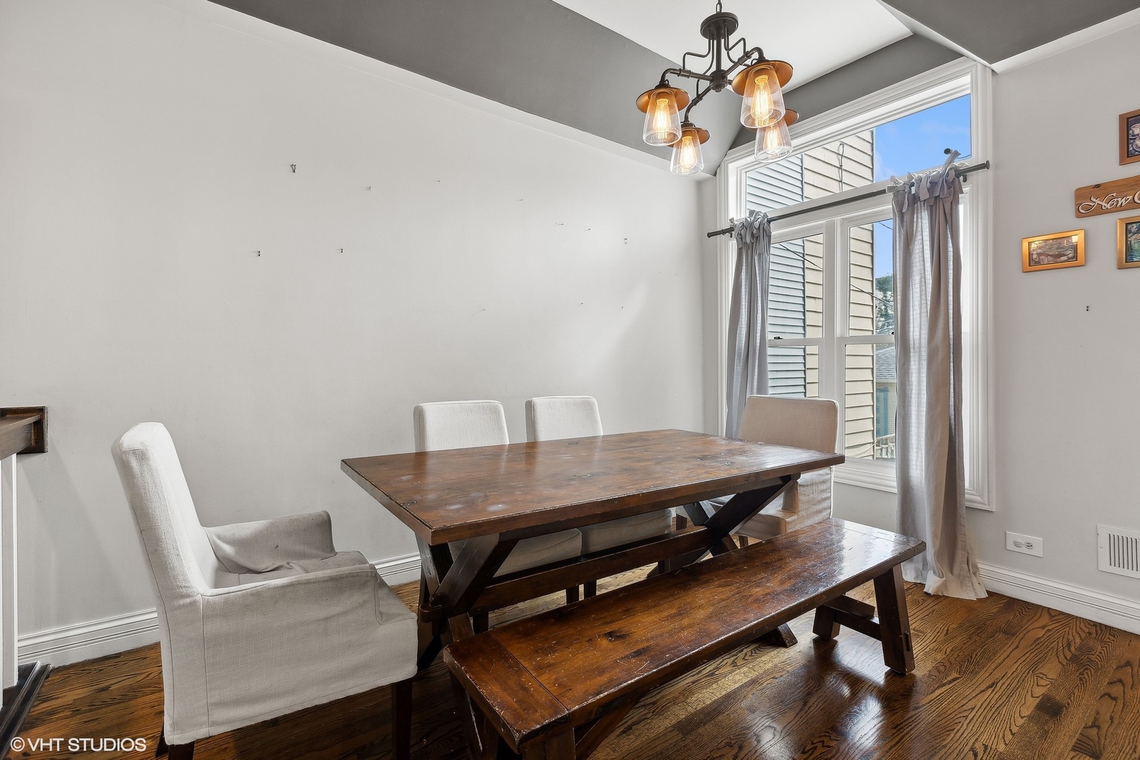 1441 W School Street