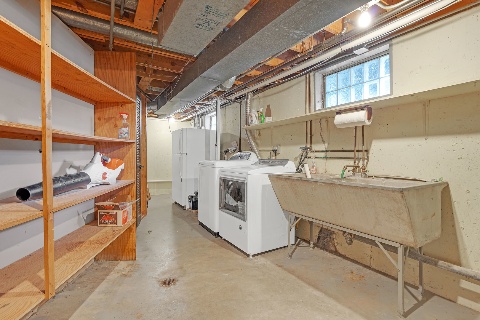 400 E Madison Street