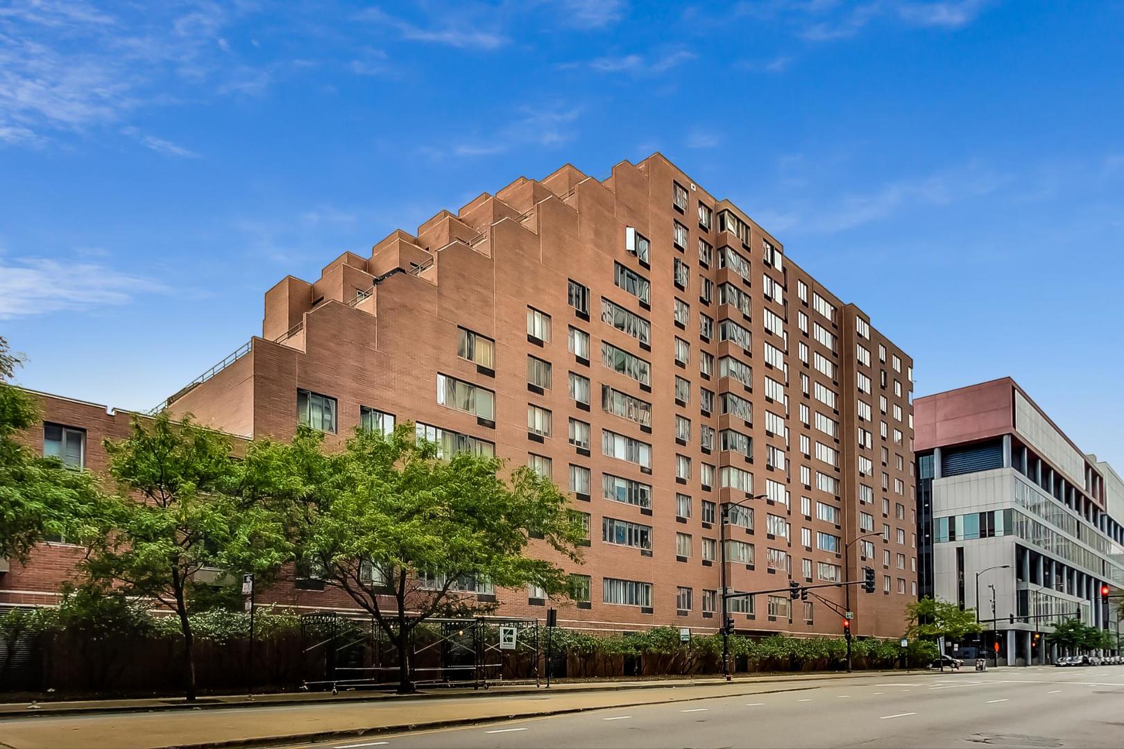 801 S Plymouth Court Unit: 1010