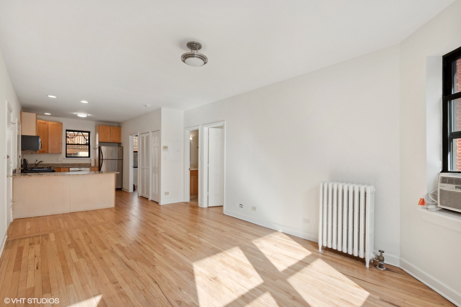 7015 N Wolcott Avenue Unit: 2