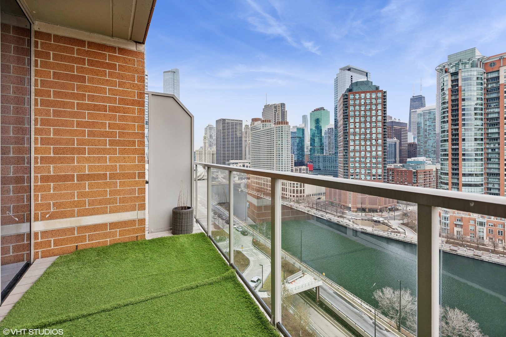 420 E Waterside Drive Unit: 1209