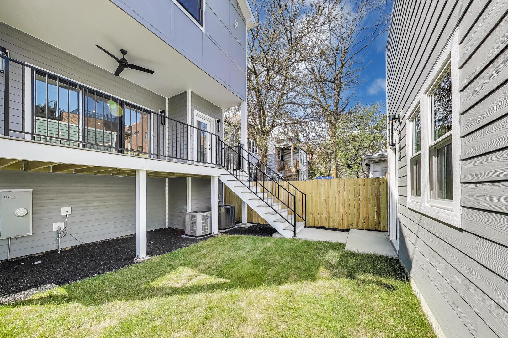 4835 N Seeley Avenue