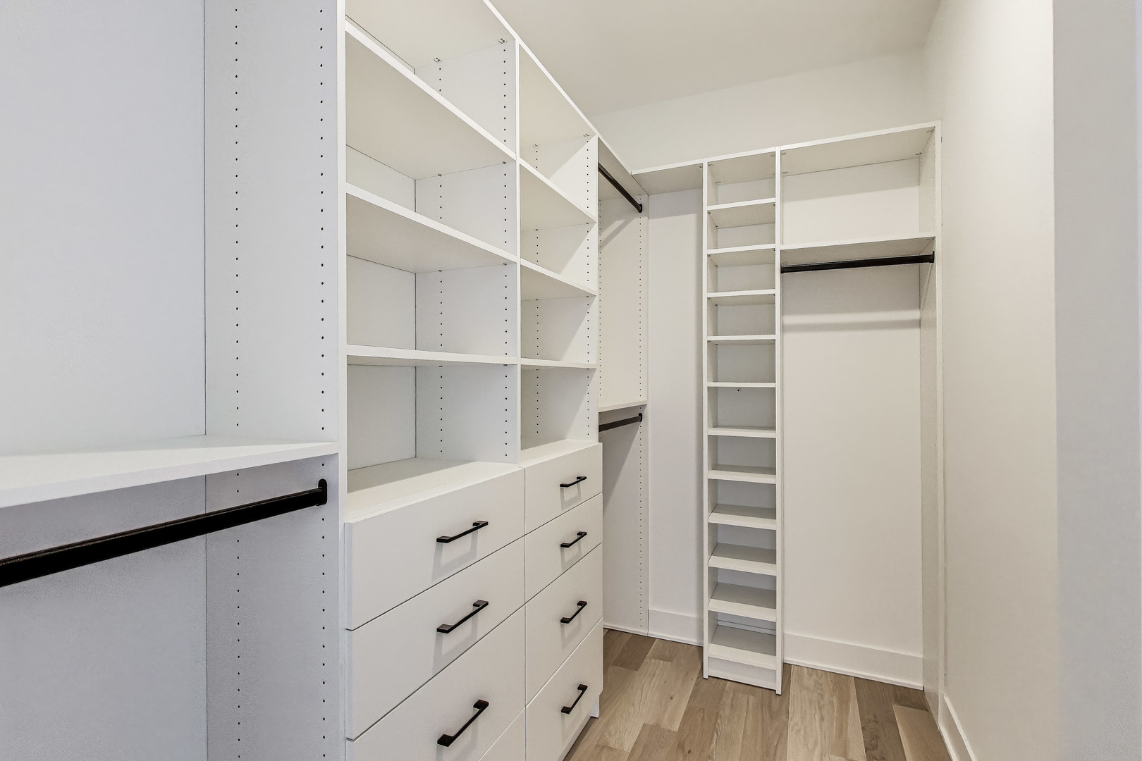 4835 N Seeley Avenue