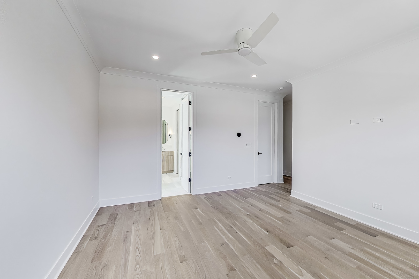 4835 N Seeley Avenue