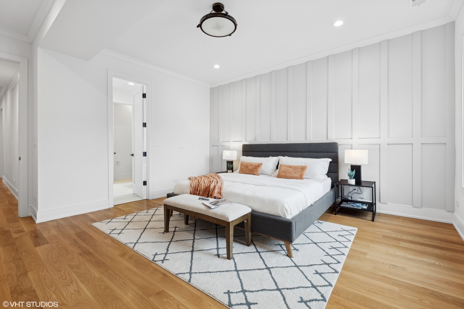 3848 N Hermitage Avenue