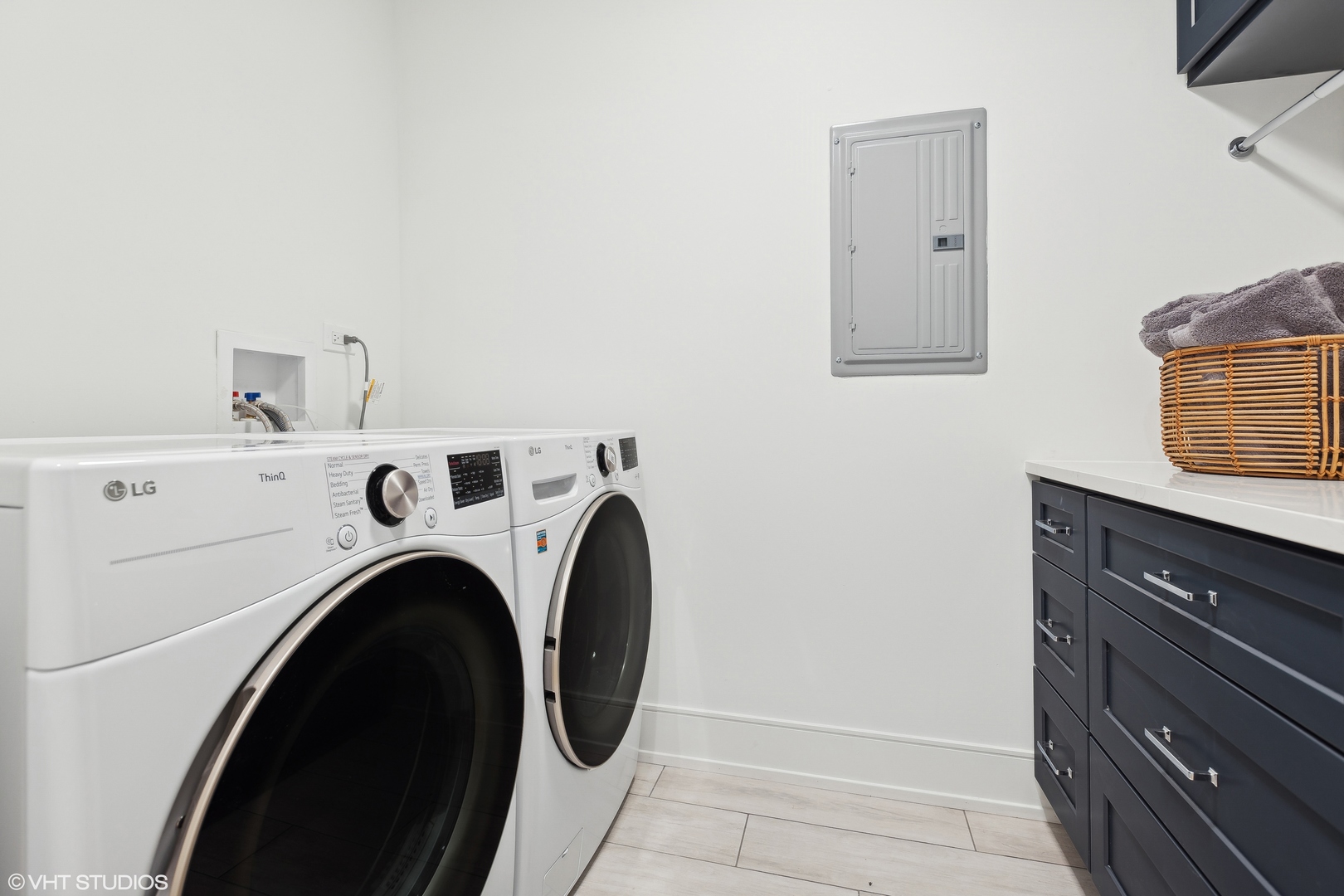 3848 N Hermitage Avenue