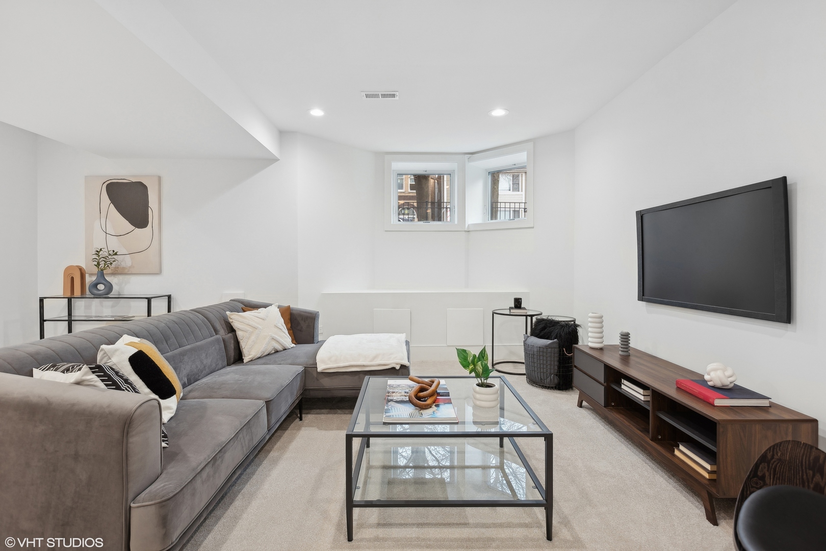 3848 N Hermitage Avenue