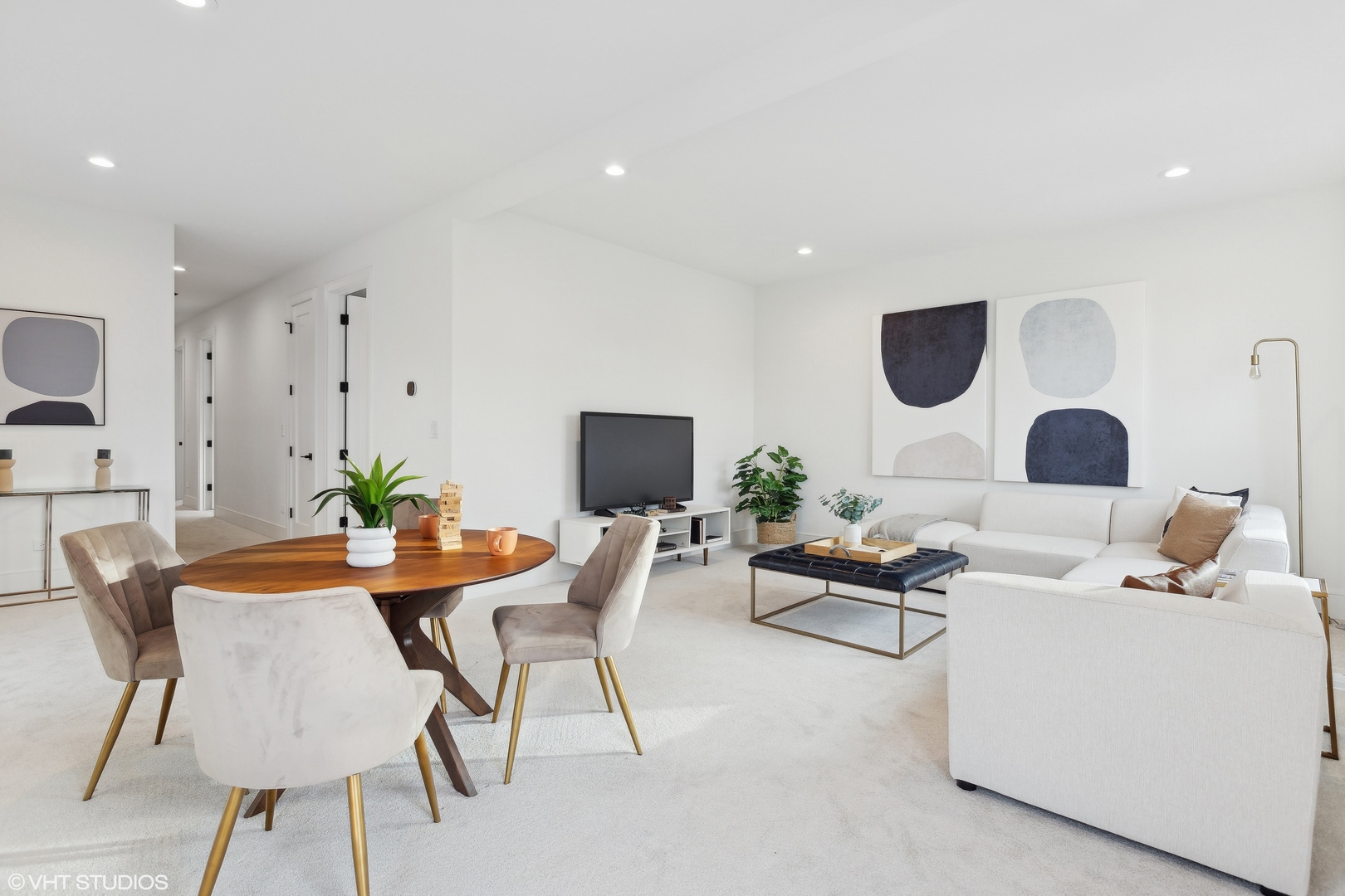 3848 N Hermitage Avenue