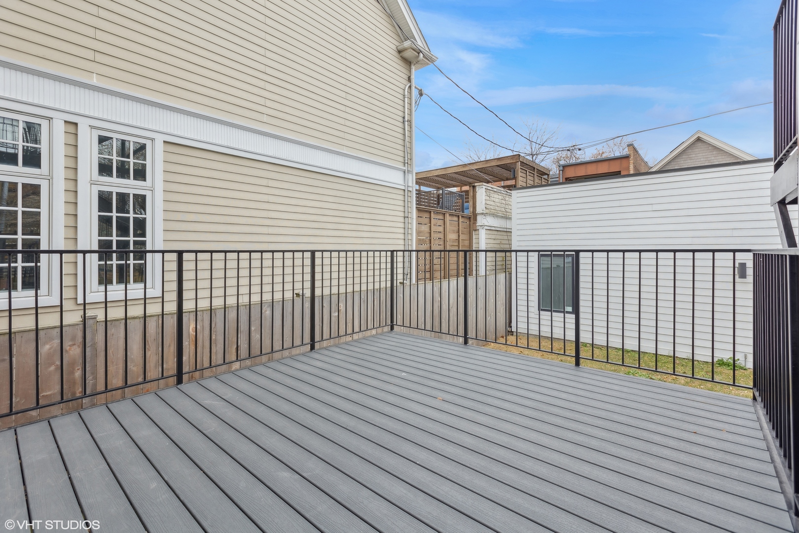 3848 N Hermitage Avenue