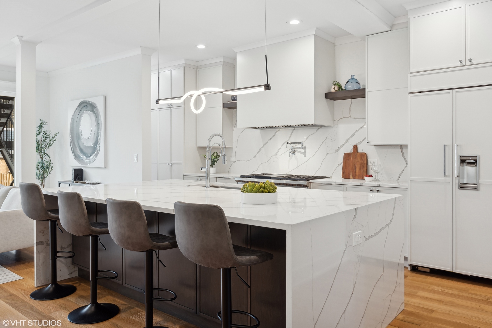 3848 N Hermitage Avenue