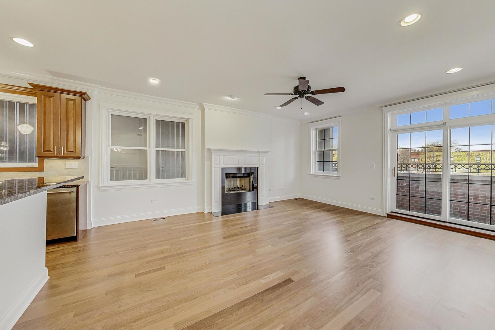 2251 W Irving Park Road Unit: 2