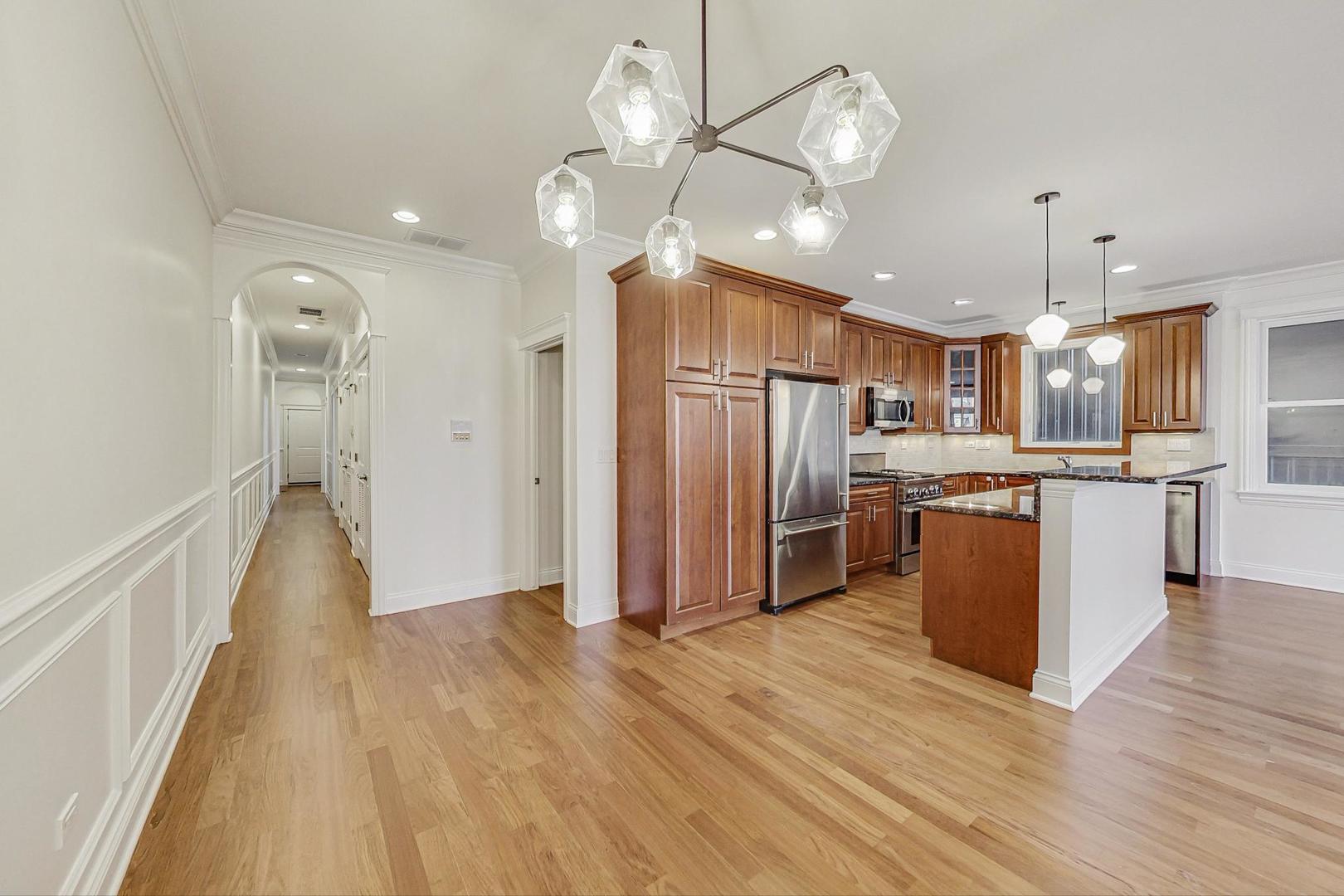 2251 W Irving Park Road Unit: 2