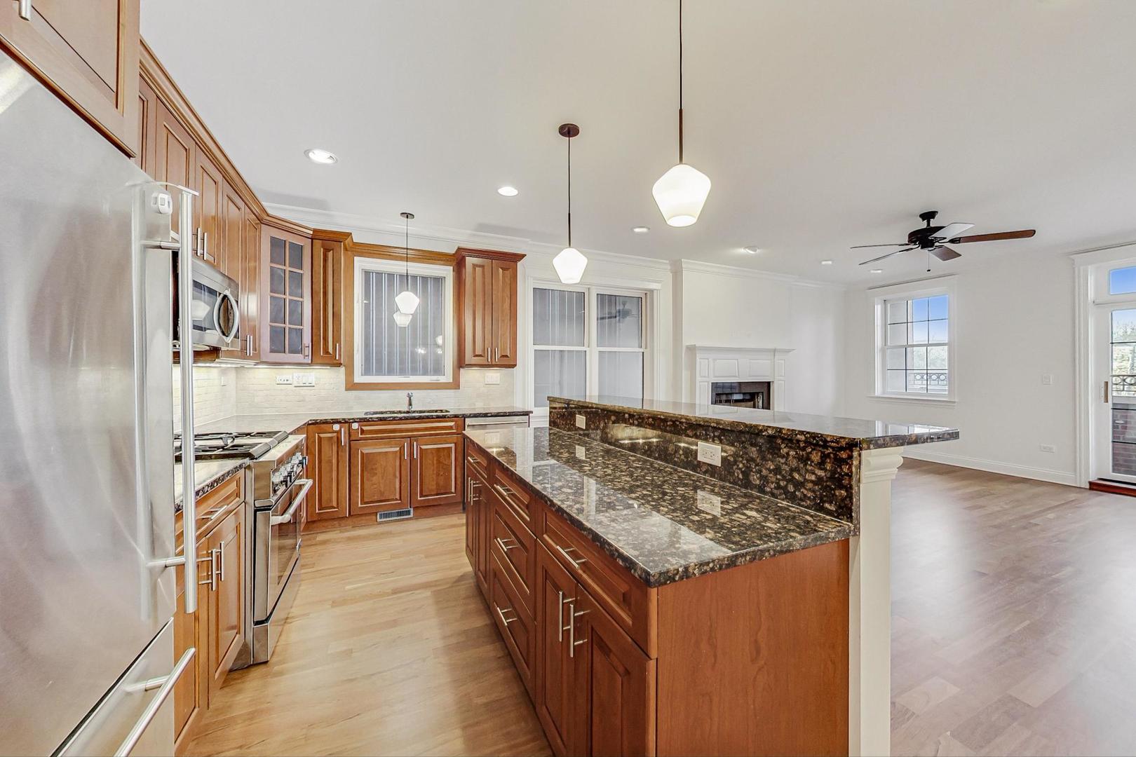 2251 W Irving Park Road Unit: 2