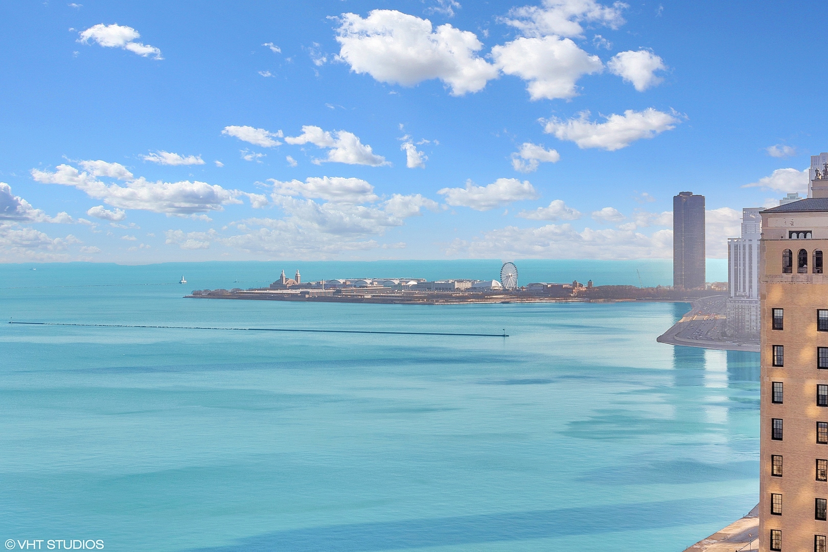 1555 N Astor Street Unit: 36E