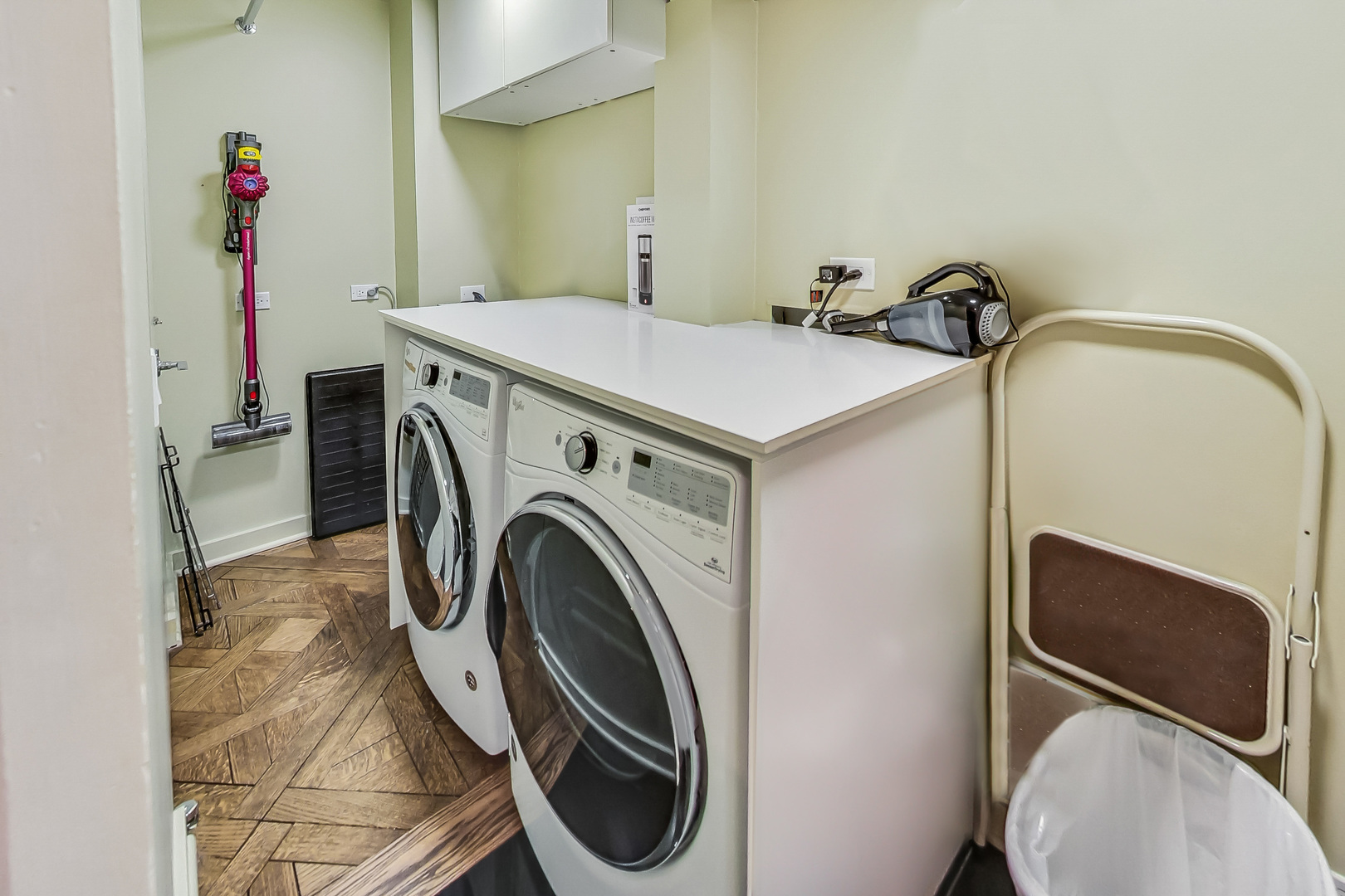 1555 N Astor Street Unit: 36E