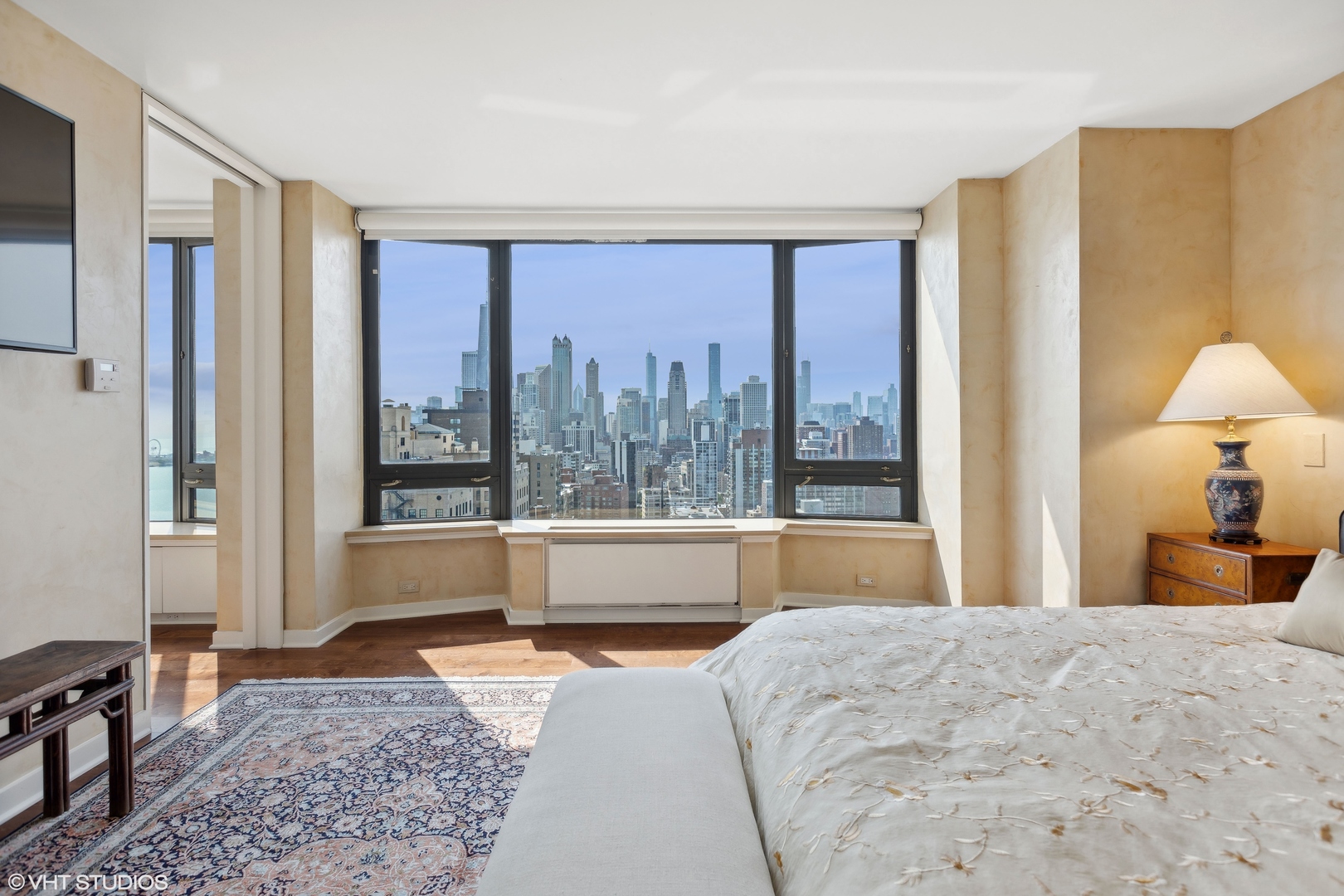 1555 N Astor Street Unit: 36E