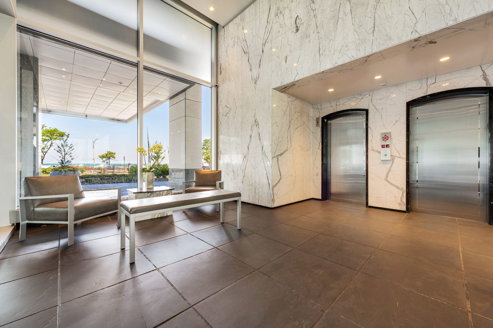 1300 N Lake Shore Drive Unit: 21A