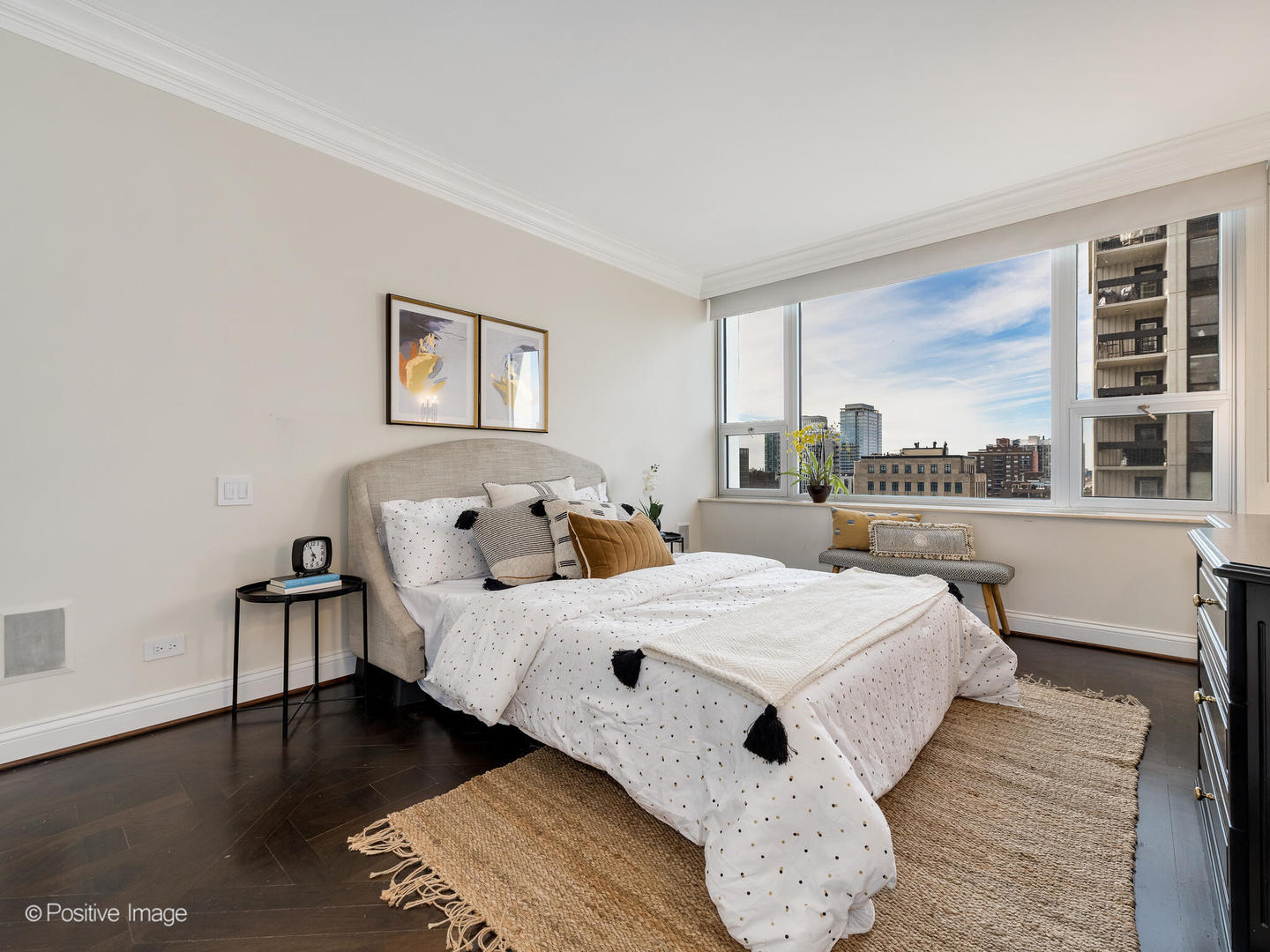 1300 N Lake Shore Drive Unit: 21A