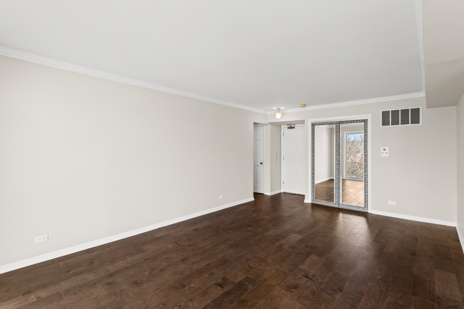 710 Oakton Street Unit: 407