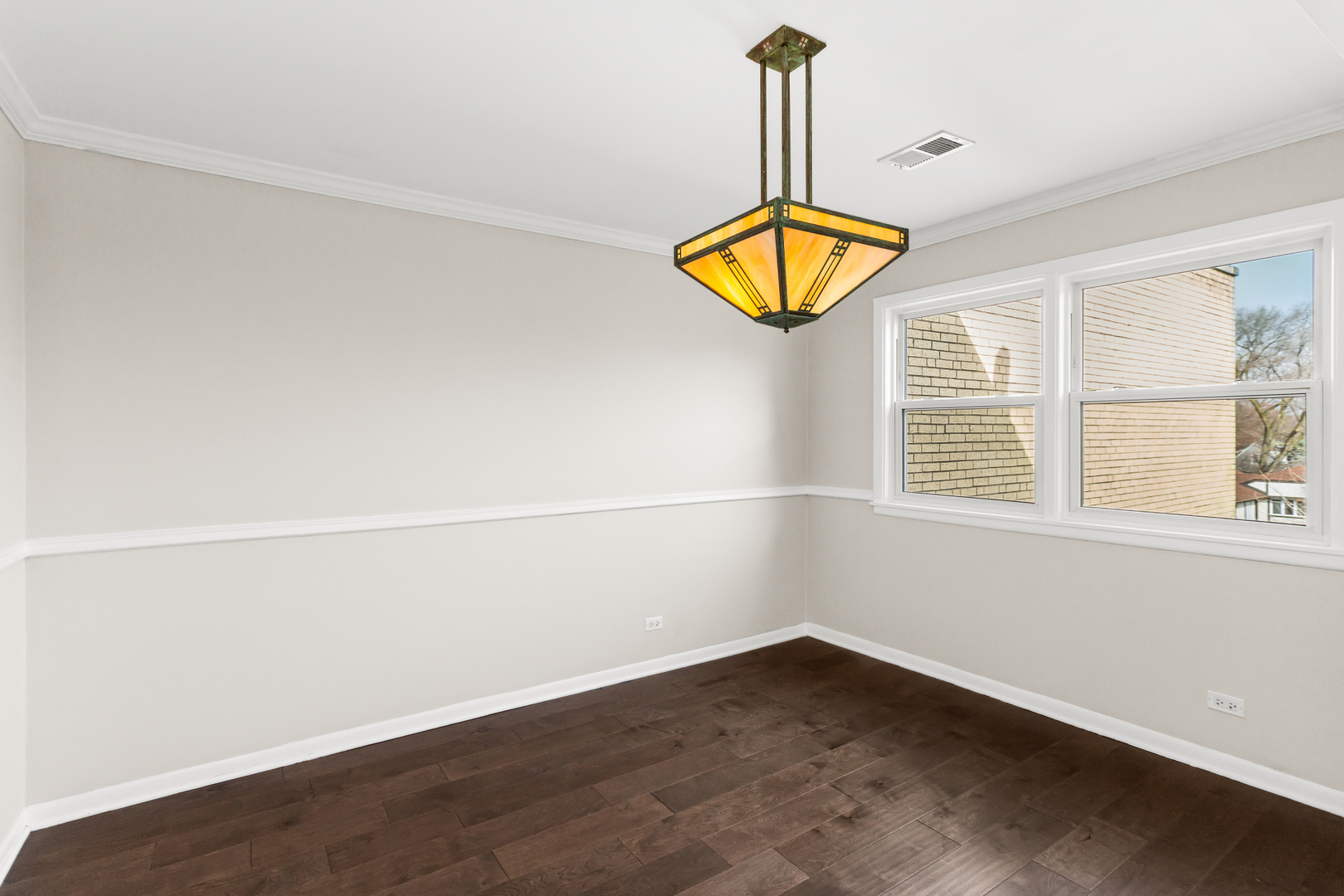 710 Oakton Street Unit: 407