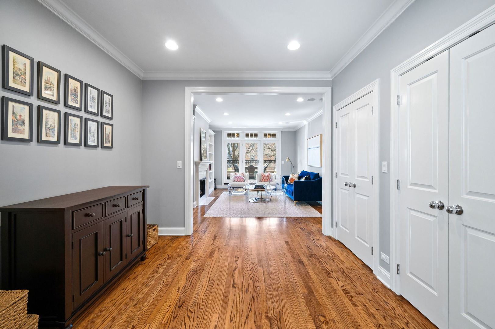 4545 N Wolcott Avenue Unit: 1S