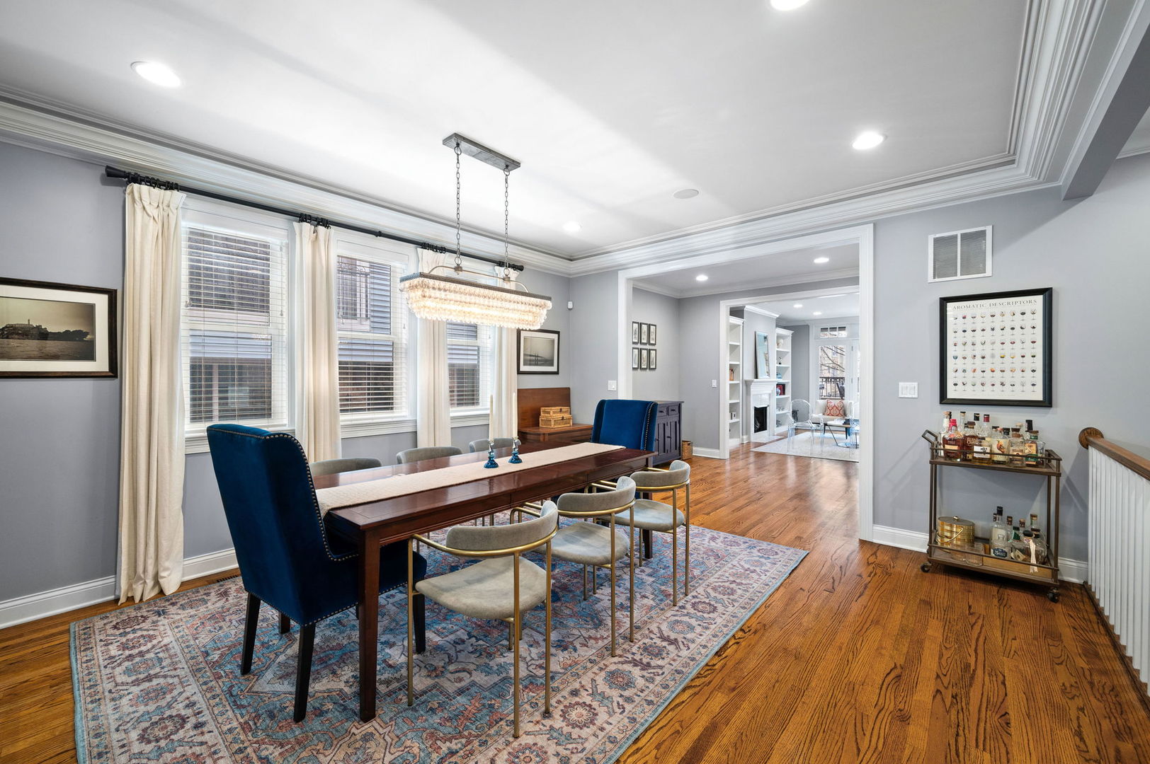 4545 N Wolcott Avenue Unit: 1S