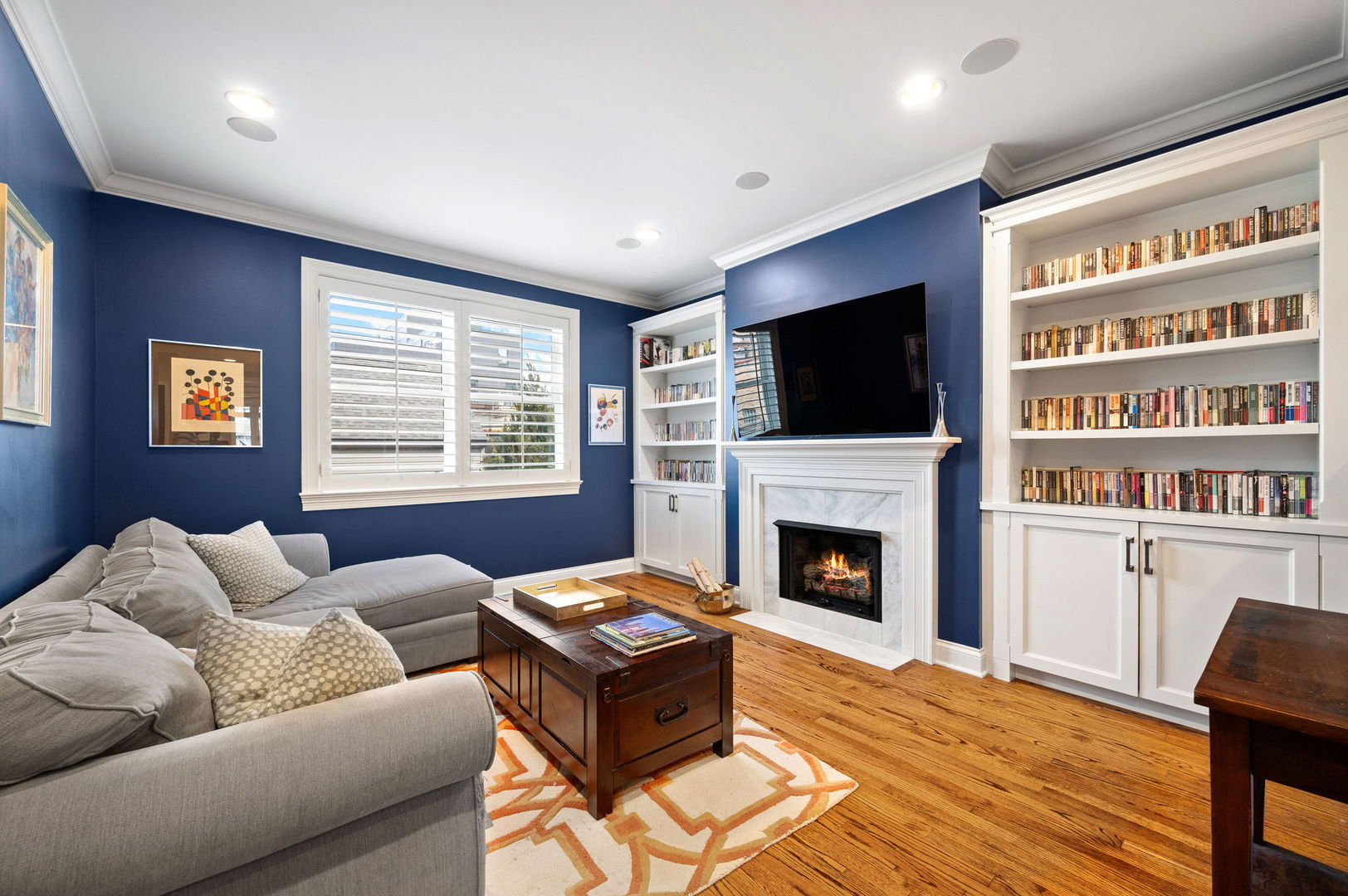 4545 N Wolcott Avenue Unit: 1S